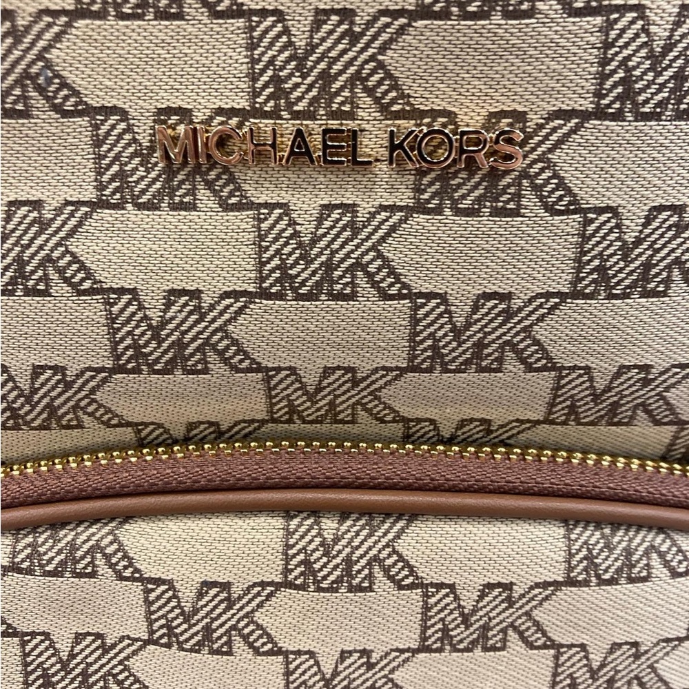 Michael kors mk book bag